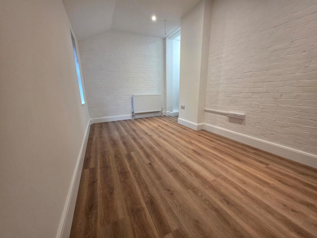 Lounge / Bedroom