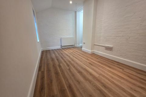 undefined, Shakespeare Road, Bedford MK40