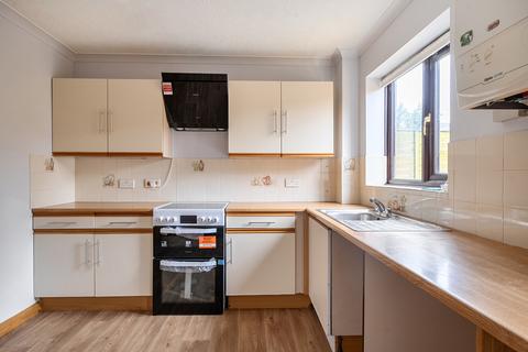 3 bedroom semi-detached house to rent, Exeter Road, Cullompton, Devon, EX15