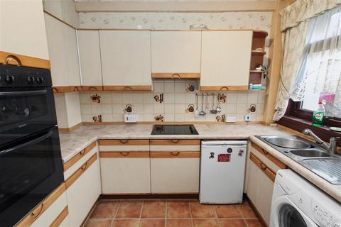 4 bedroom semi-detached house for sale, Woodstock Drive, Lanark