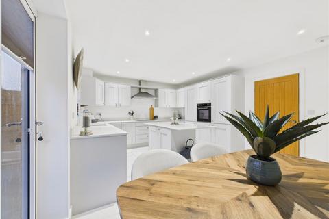 3 bedroom terraced house for sale, Easenby Close, Swanland