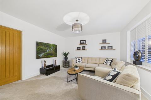 3 bedroom terraced house for sale, Easenby Close, Swanland