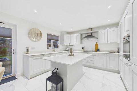 3 bedroom terraced house for sale, Easenby Close, Swanland