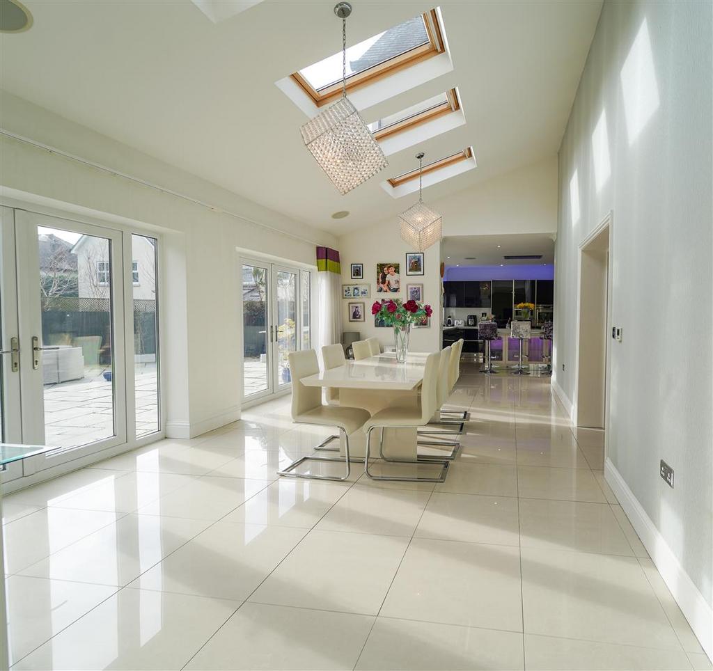 22 Lady Housty Ave-8.jpg