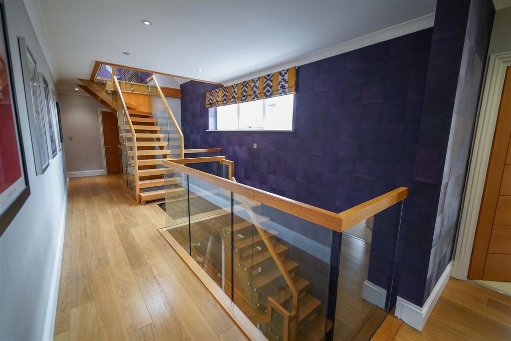 22 Lady Housty Ave-30.jpg