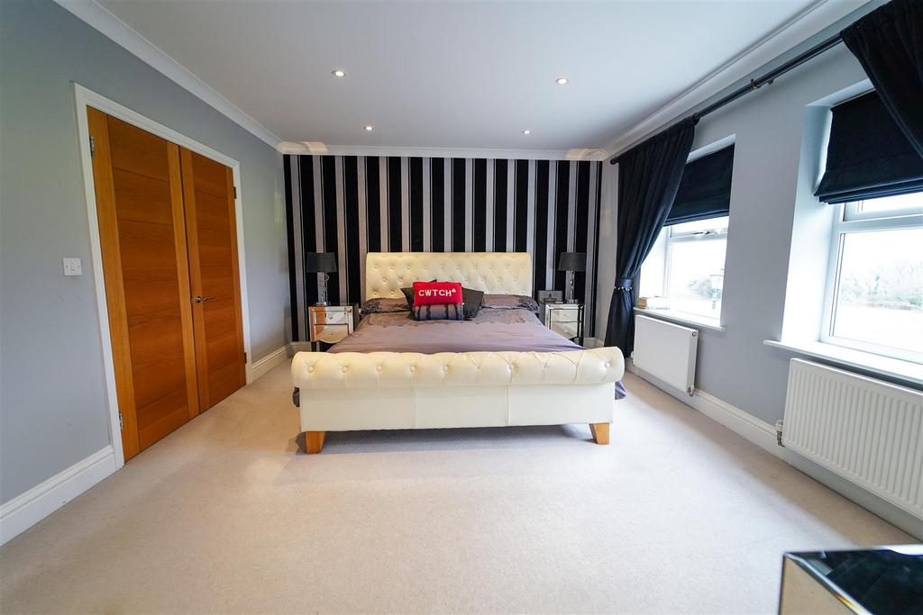 22 Lady Housty Ave-31.jpg