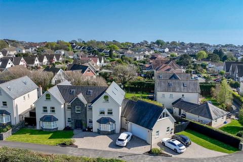6 bedroom detached house for sale, Lady Housty Avenue, Newton