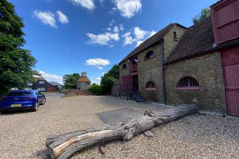 Office to rent - Horton Road, Horton Kirby, Dartford