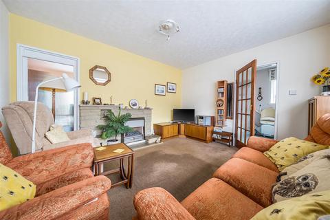 undefined, Yew Tree Drive, Guildford