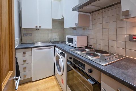 2 bedroom flat to rent, Kensington Gardens Square, Bayswater, London, W2