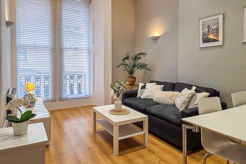 2 bedroom flat to rent, Kensington Gardens Square, Bayswater, London, W2