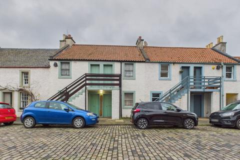 2 bedroom flat to rent, Newhaven Main Street, Newhaven, Edinburgh, EH6