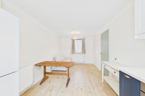 2 bedroom flat to rent, Newhaven Main Street, Newhaven, Edinburgh, EH6