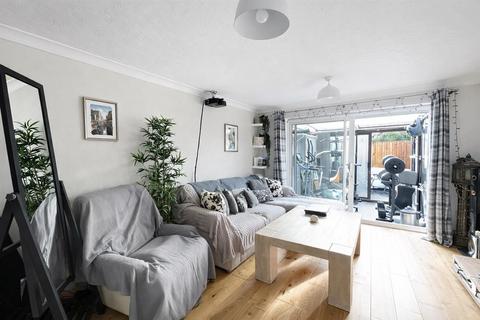 undefined, Alpine View, Carshalton SM5