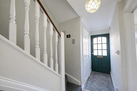 undefined, Alpine View, Carshalton SM5
