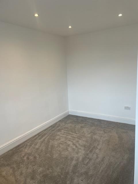 Bedroom 1 ll.jpeg