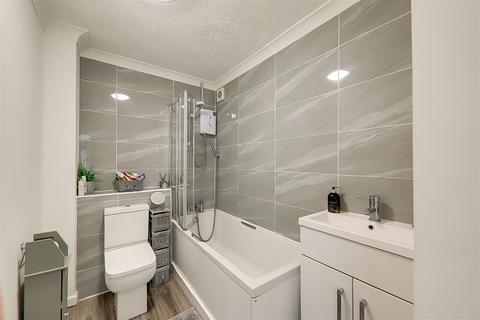 1 bedroom flat for sale, Chestnut Walk, Worthing BN13