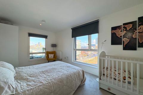 1 bedroom flat for sale, Edgware Road, London, NW9