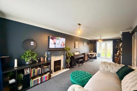 3 bedroom detached house for sale, Willow Drive, Trimdon Village