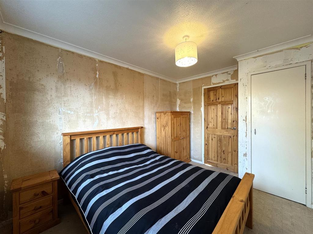 Bedroom 2.1.jpg
