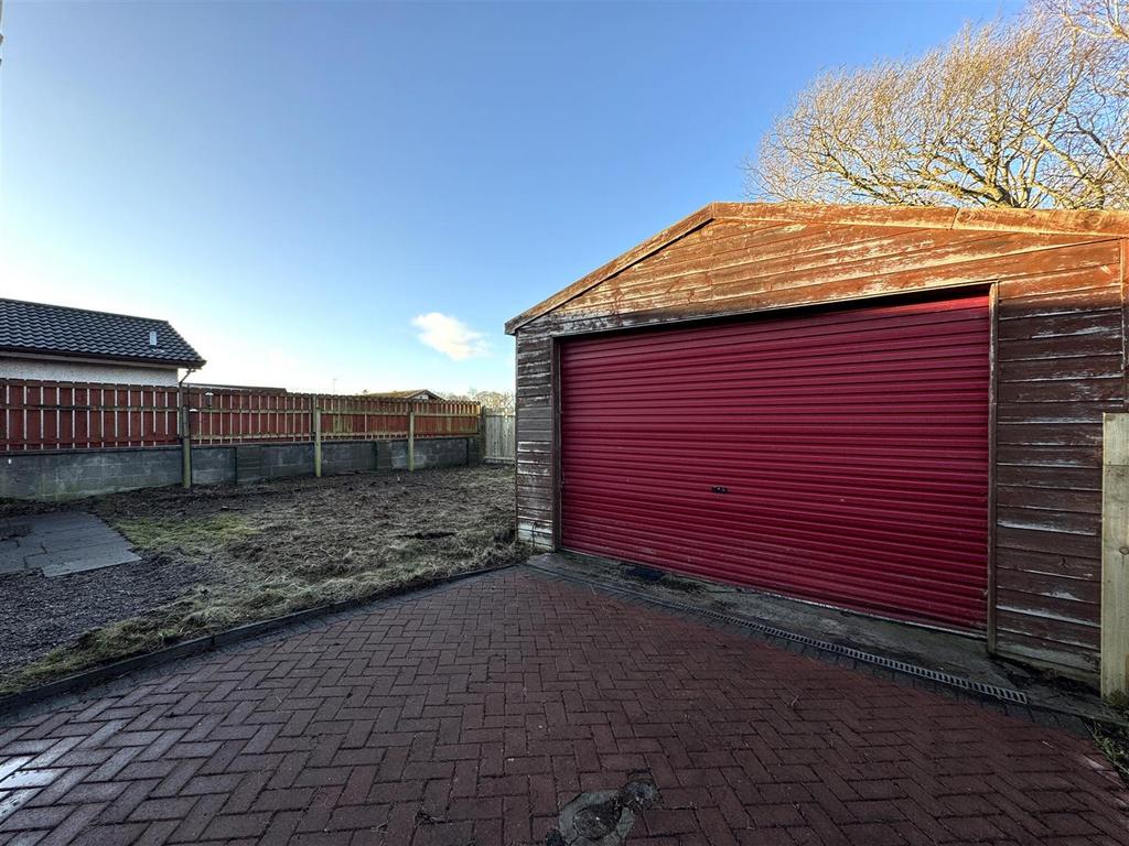 Garage.jpg