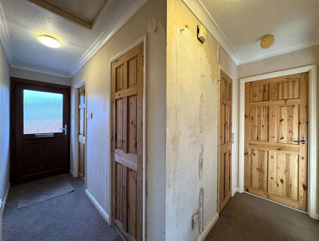 Hallway.jpg