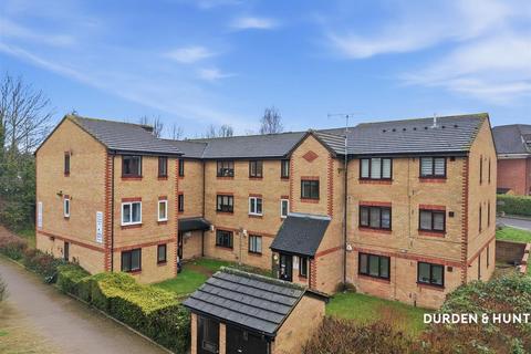 1 bedroom apartment for sale, Naunton Way, Hornchurch, RM12