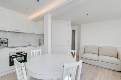 1 bedroom flat to rent, Knaresborough Place, London ,