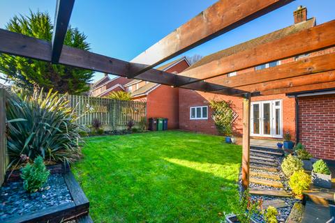 4 bedroom detached house for sale, Lessing Lane,  Pevensey, BN24