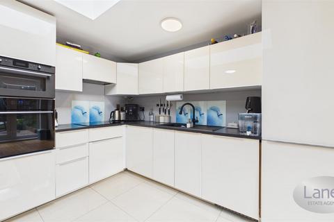 undefined, Eleanor Road, Waltham Cross