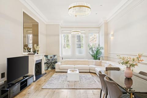 Sloane Gardens, London SW1W