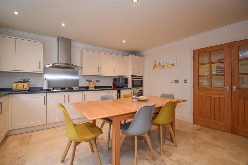 3 Penbury House Kitchen C.jpg