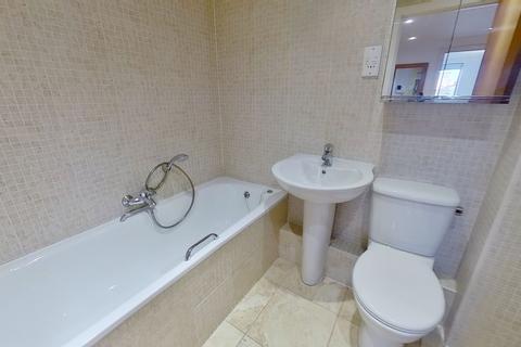 2 bedroom flat to rent, The Quays, Concordia Street, Leeds City Centre, Leeds, West Yorkshire
