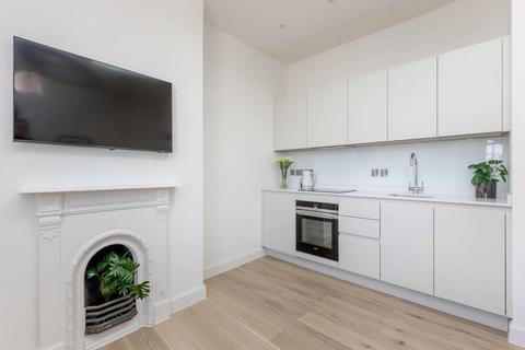 undefined, Castle Street, City Centre, Edinburgh