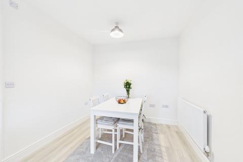 3 bedroom end of terrace house for sale, Dreadnaught Drive, Gloucester, Gloucestershire, GL1