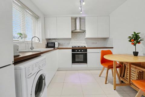 2 bedroom detached bungalow for sale, Garratt Close, Southampton SO30