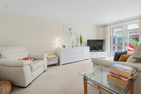 2 bedroom detached bungalow for sale, Garratt Close, Southampton SO30