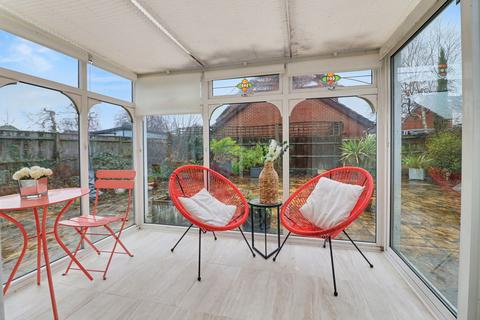 2 bedroom detached bungalow for sale, Garratt Close, Southampton SO30