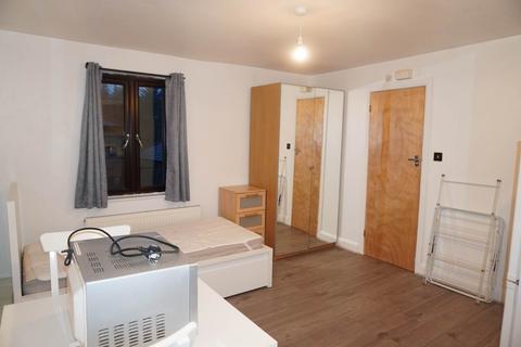 undefined, Haymill, Uxbridge