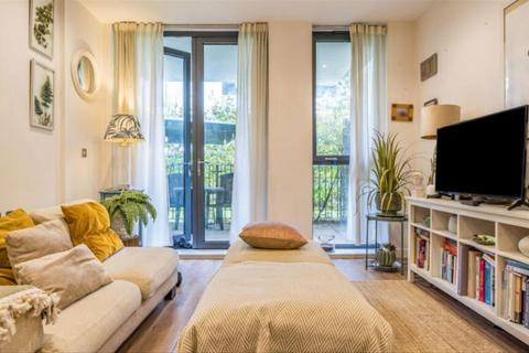 1 bedroom flat for sale, Quebec Way, London SE16