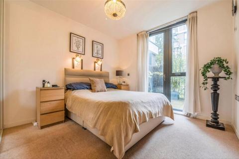 1 bedroom flat for sale, Quebec Way, London SE16