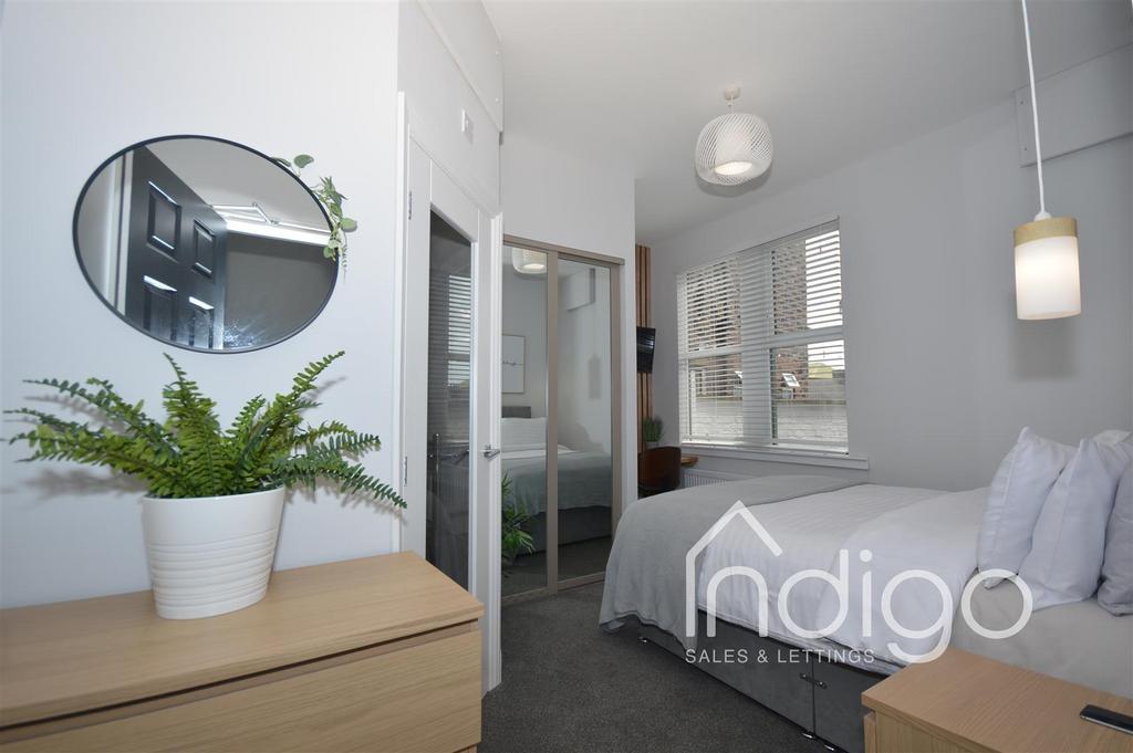 29 regent 2.jpg