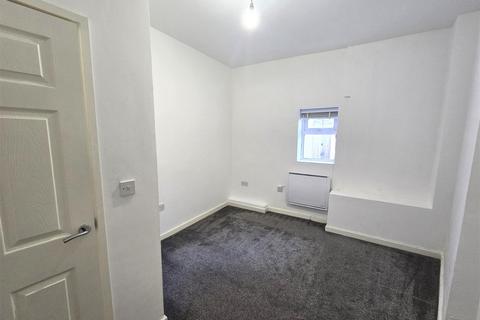 undefined, Queens Road, Aldershot GU11