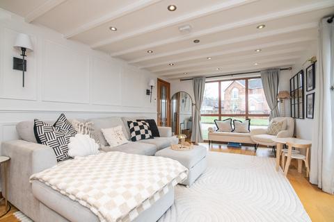 undefined, Priory Road, Dodford B61