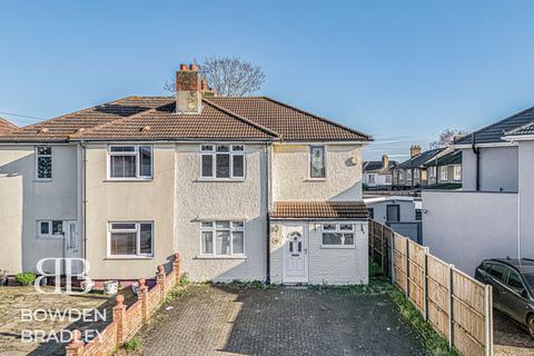 Crown Road, Barkingside, IG6