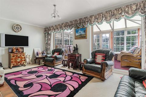 4 bedroom detached house for sale, Thaxted Road, Saffron Walden CB11