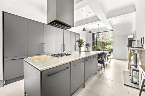 2 bedroom flat for sale, Crouch Hill, Crouch End, N8
