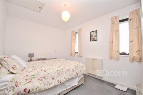 undefined, Largo Walk Erith DA8