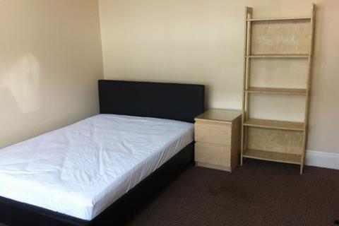 undefined, Elmsthorpe Avenue, Nottingham, Nottinghamshire, NG7