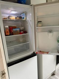 1 bedroom in a house share to rent, Lydden Court SE9